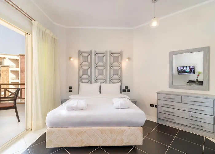 Üdülőközpont Royal Premier Luxury *