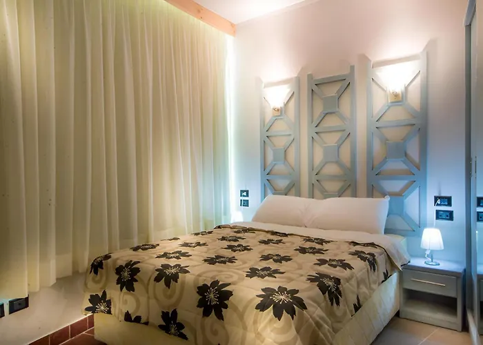 Üdülőközpont Royal Premier Luxury Gurdaka