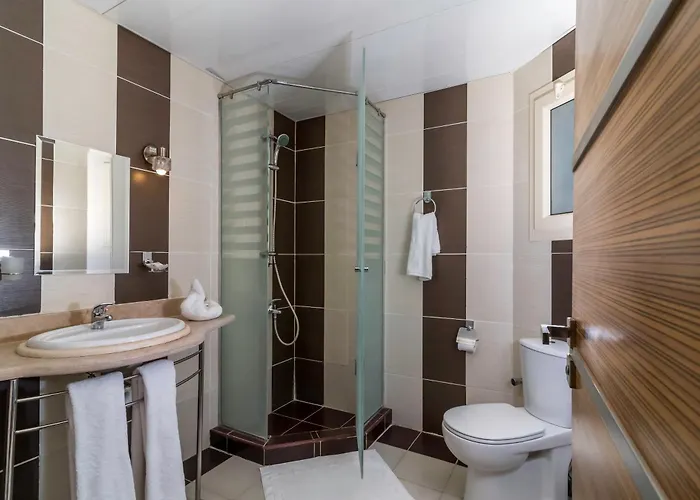 Royal Premier Luxury